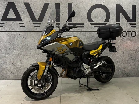 2020 BMW F 900 XR, золотистый, 790000 рублей, вид 4