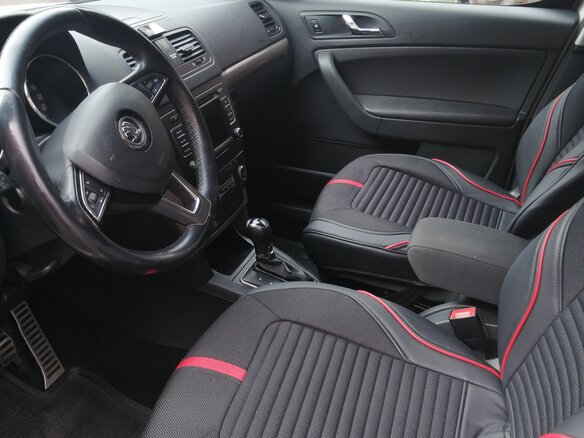2014 Skoda Yeti I Рестайлинг, белый - вид 4