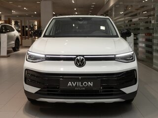 2026 Volkswagen Tharu XR 300 TSI, белый, 3290000 рублей, вид 4