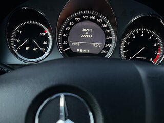 2010 Mercedes-Benz C-Класс 180 BlueEFFICIENCY III (W204), чёрный, 1400000 рублей, вид 5