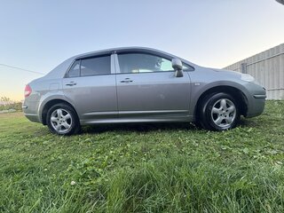 2011 Nissan Tiida I Рестайлинг, серый, 490000 рублей, вид 3