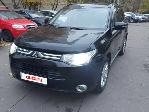2012 Mitsubishi Outlander III, чёрный, 1220000 рублей