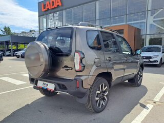 2026 Lada (ВАЗ) Niva Travel I Рестайлинг, коричневый, 1909000 рублей, вид 5