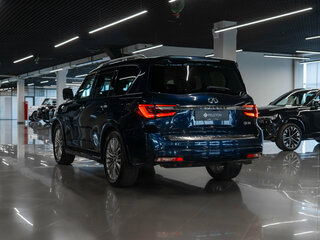 2019 Infiniti QX80 I Рестайлинг 2, синий, 4450000 рублей, вид 5