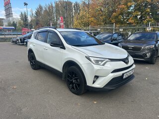 2019 Toyota RAV4 IV (XA40) Рестайлинг, белый, 2649000 рублей, вид 2