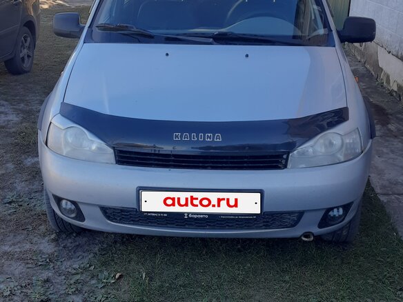 2011 Lada (ВАЗ) Kalina I, серебристый, 240000 рублей