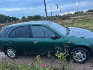 1996 Nissan Almera I (N15), зелёный, 135000 рублей, вид 1