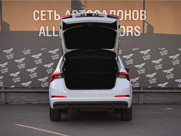 2021 Skoda Rapid II, белый - вид 6