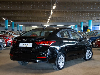2017 Hyundai Solaris II, чёрный, 1250000 рублей, вид 4