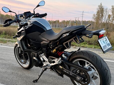 2021 BMW F 900 R, чёрный, 980000 рублей, вид 4