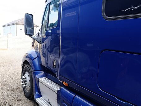 2008 Peterbilt 387, синий, 3100000 рублей, вид 2