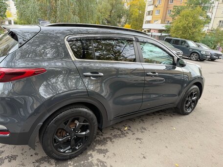 2021 Kia Sportage IV Рестайлинг, серый, 2650000 рублей, вид 5
