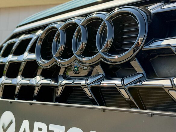 2026 Audi Q3 35 TFSI II (F3), зелёный, 3955000 рублей - вид 9