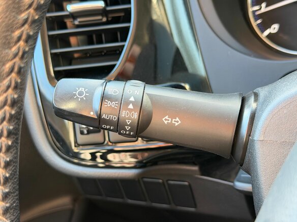 2018 Mitsubishi Outlander III Рестайлинг 3, серебристый, 2159000 рублей - вид 14