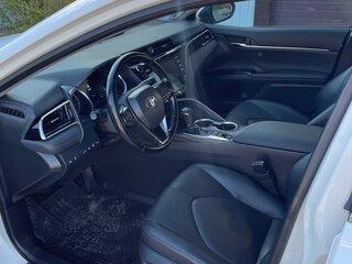 2018 Toyota Camry VIII (XV70), белый, 2570000 рублей, вид 5