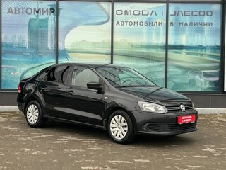 2015 Volkswagen Polo V, чёрный, 520000 рублей, вид 3
