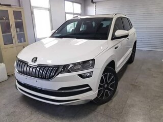 2022 Skoda Karoq DSG7 I, белый, 1449000 рублей, вид 1