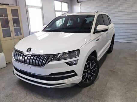 2022 Skoda Karoq DSG7 I, белый, 1449000 рублей, вид 1