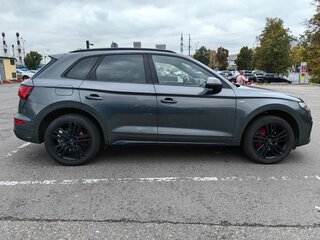 2021 Audi Q5 45 TFSI II (FY) Рестайлинг, серый, 4000000 рублей, вид 2
