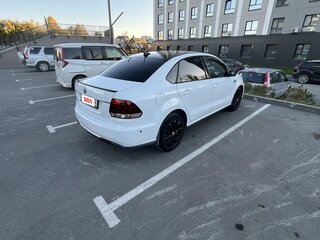 2017 Volkswagen Polo V Рестайлинг, белый, 1300000 рублей, вид 5