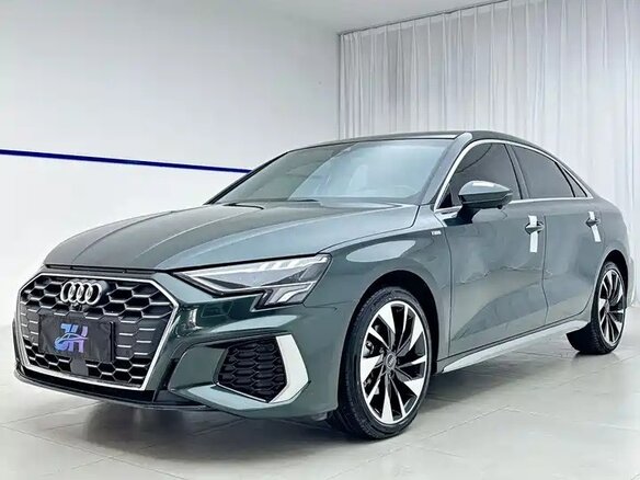 2022 Audi A3 35 TFSI Long IV (8Y), серый, 2260000 рублей