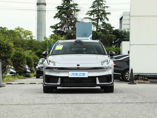 2026 Lynk & Co 07 GT I Рестайлинг, серебристый, 5500000 рублей, вид 2