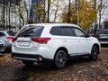 2015 Mitsubishi Outlander III Рестайлинг 2, белый, 1625000 рублей - вид 1
