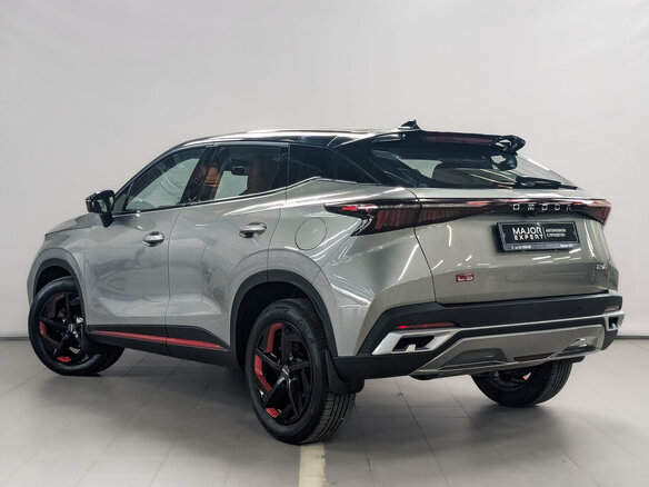 2024 Omoda C5 I, серый, 1700000 рублей - вид 6