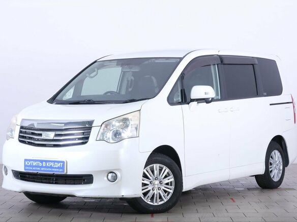 2010 Toyota Noah II (R70), белый, 1159000 рублей - вид 2