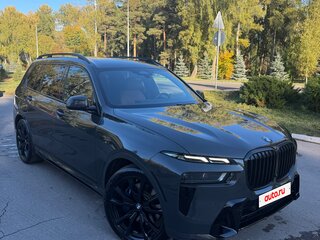 2022 BMW X7 40i I (G07) Рестайлинг, серый, 10900000 рублей, вид 4