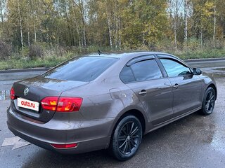 2012 Volkswagen Jetta VI, коричневый, 830000 рублей, вид 4