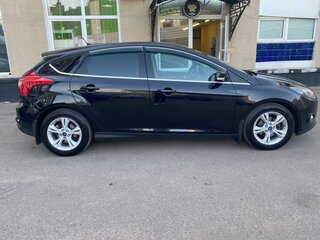 2011 Ford Focus III, чёрный, 670000 рублей, вид 4