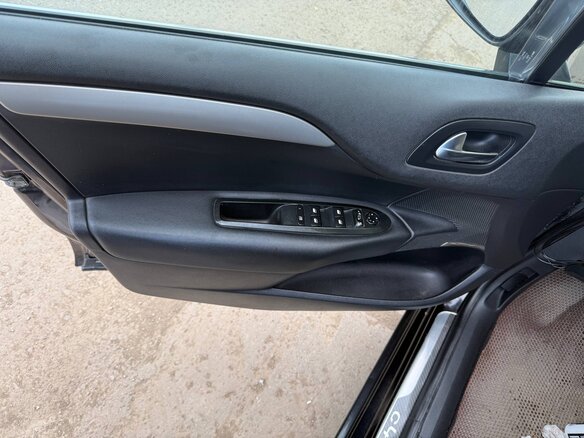 2012 Citroen C4 II, чёрный, 610000 рублей - вид 13