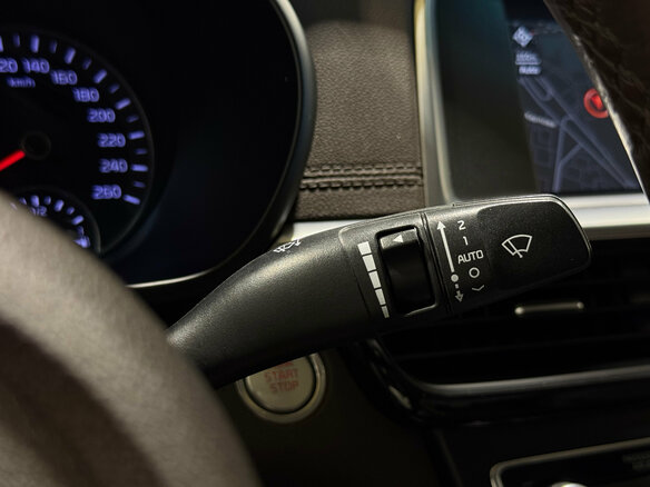 2018 Kia Optima IV Рестайлинг, белый, 1935000 рублей - вид 19