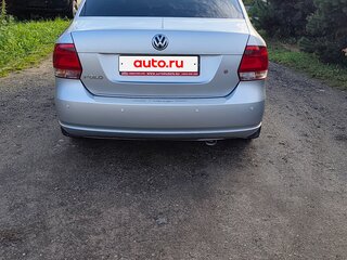 2013 Volkswagen Polo V, серый, 700000 рублей, вид 4