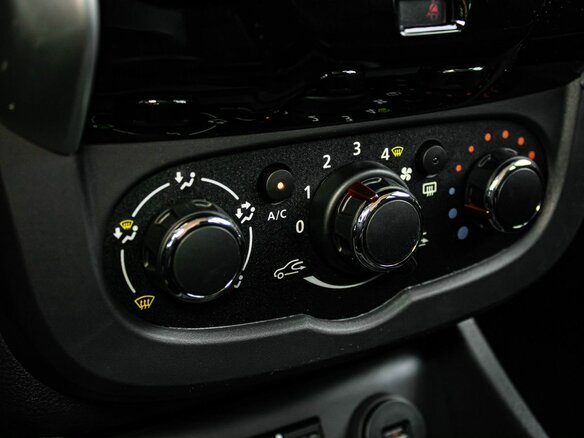2026 Lada (ВАЗ) Largus Cross I Рестайлинг, белый, 2072000 рублей - вид 20