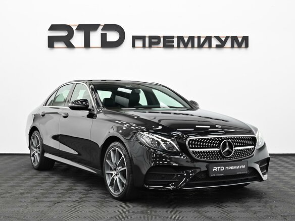 2019 Mercedes-Benz E-Класс 200 V (W213, S213, C238), чёрный, 4100000 рублей - вид 2