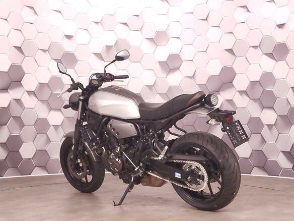 2018 Yamaha XSR700, серый - вид 7