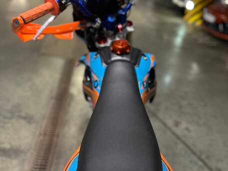 2023 Kayo Evolution YX140EM, оранжевый, 87000 рублей, вид 4