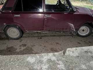 2003 Lada (ВАЗ) 2107, красный, 59999 рублей, вид 2