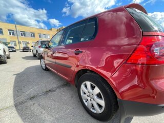 2007 Volkswagen Golf V, красный, 750000 рублей, вид 4