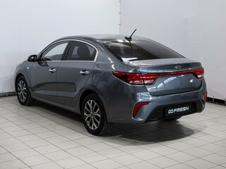 2020 Kia Rio IV, серый, 1529000 рублей, вид 2