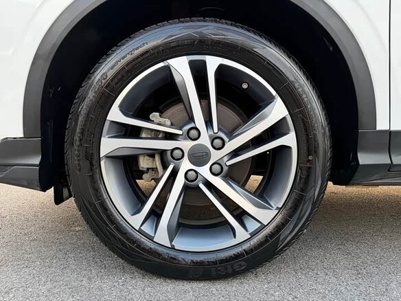 2022 Geely Coolray (Binyue) I, белый, 1450000 рублей - вид 25