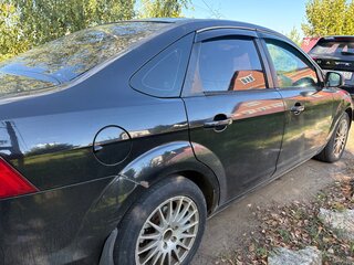 2011 Ford Focus II Рестайлинг, чёрный, 390000 рублей, вид 2