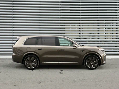 2026 Li Auto (Lixiang) L9 II, коричневый, 13690000 рублей, вид 5