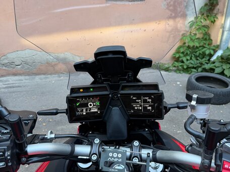 2021 Yamaha MT-09 Tracer (FJ-09), красный, 1170000 рублей, вид 2