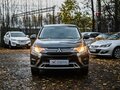 2021 Mitsubishi Outlander III Рестайлинг 3, серый, 2420000 рублей - вид 2