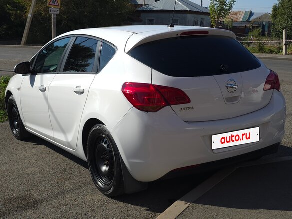 2011 Opel Astra J, белый - вид 5