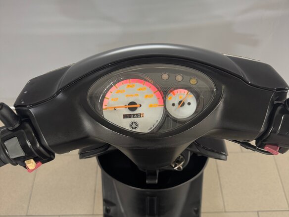 2011 Yamaha Jog, чёрный, 105000 рублей - вид 9