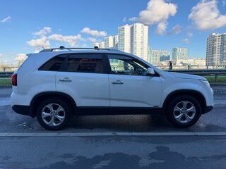 2017 Kia Sorento II Рестайлинг, белый, 1890000 рублей, вид 5